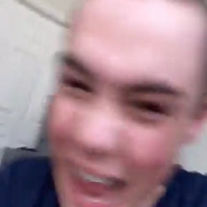 Meet your Posher, Ella